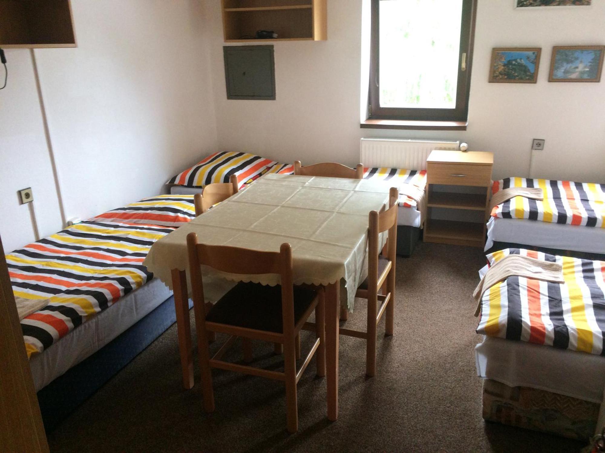 Hotel Pod Skalou Písek Esterno foto